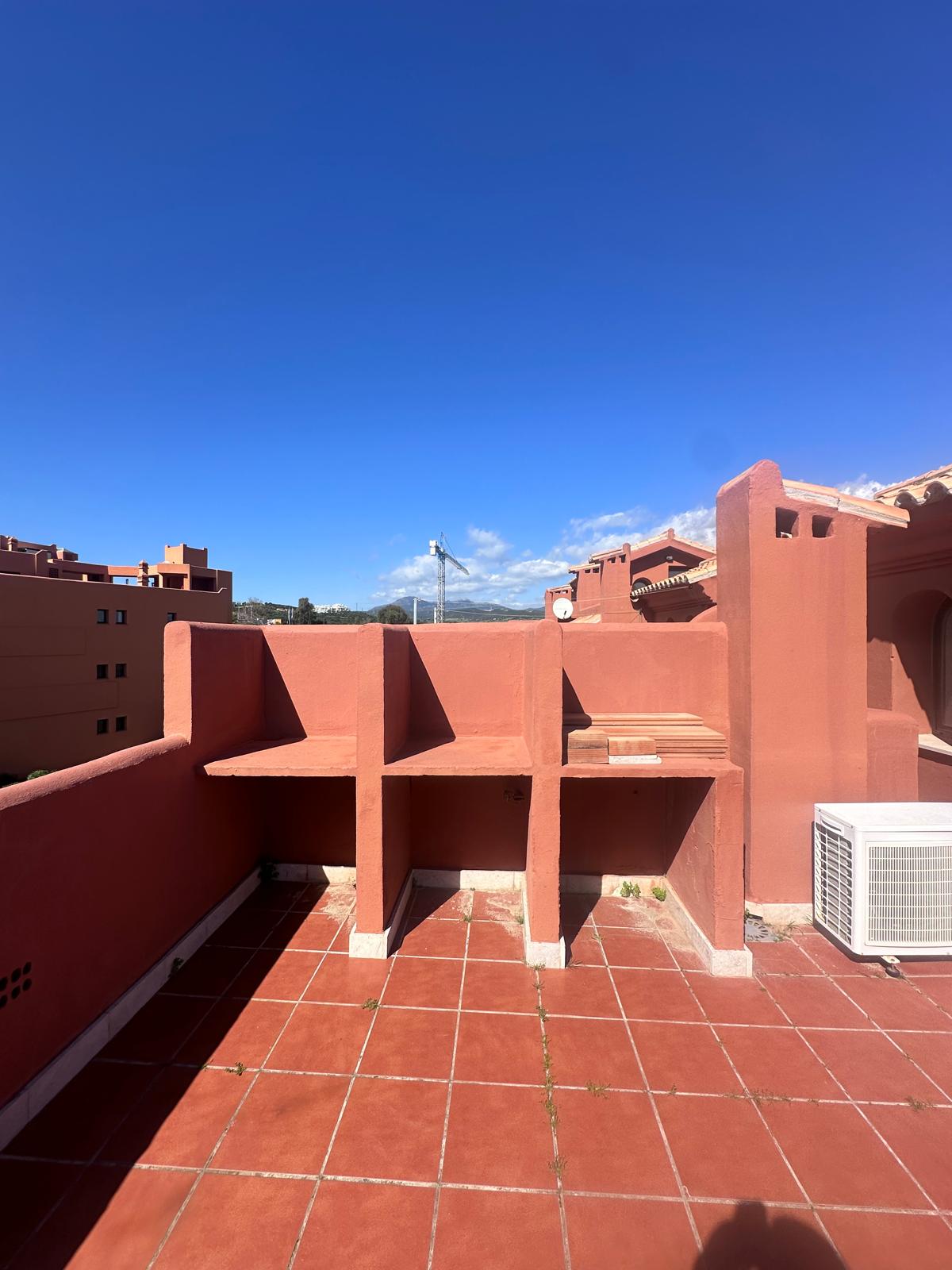 Estepona - Ático en venta 3hab. en avenida Costa Galera
