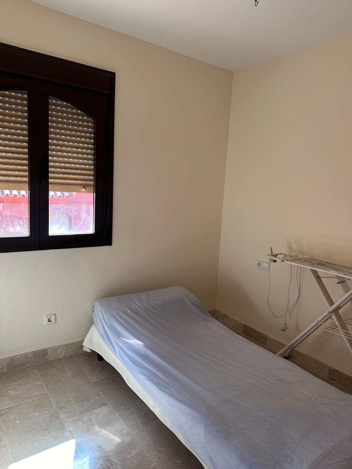 Estepona - Ático en venta 3hab. en avenida Costa Galera