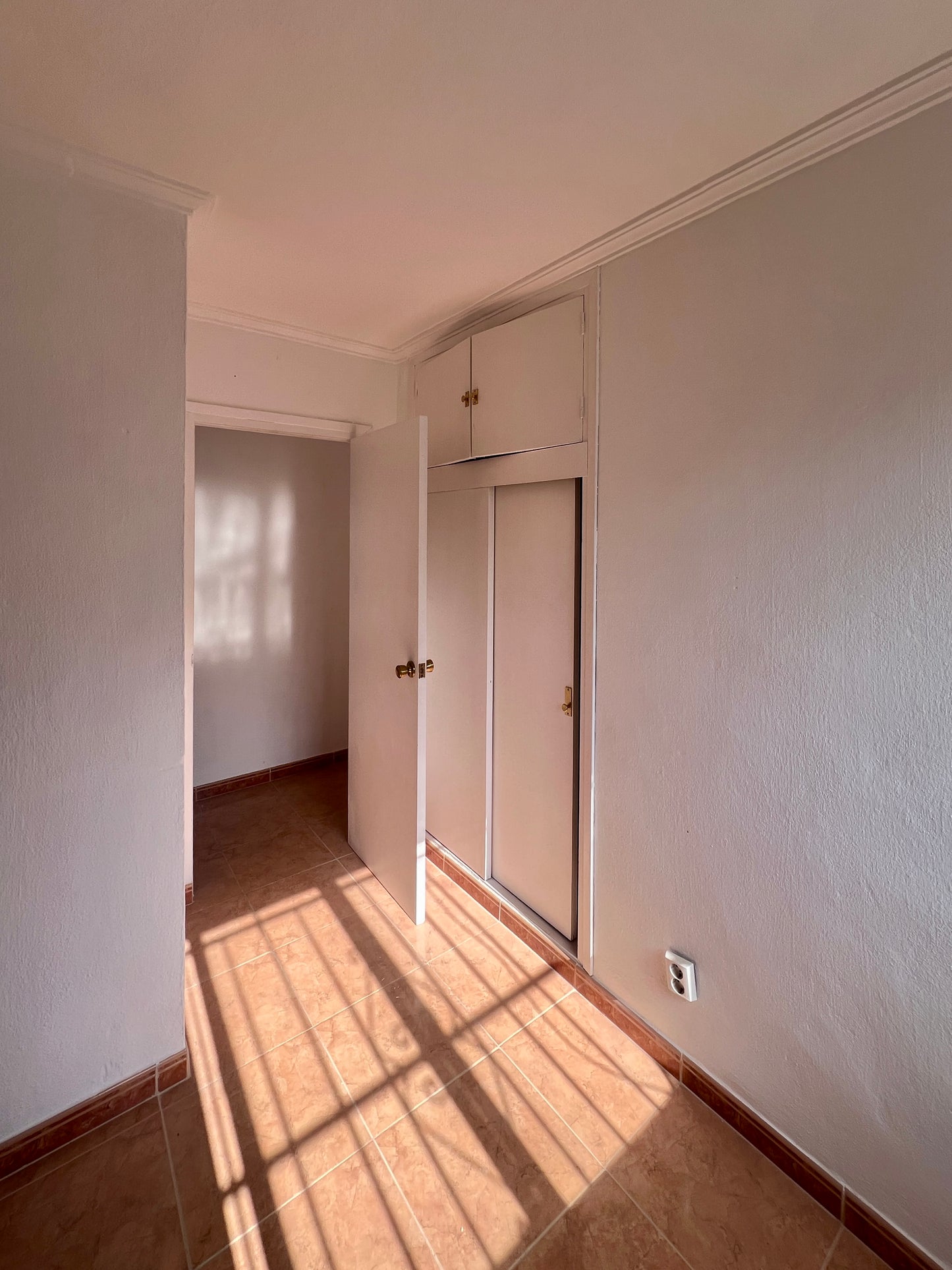 Manilva - Chalet adosado 2hab. en venta en Urbanización Monte Viñas