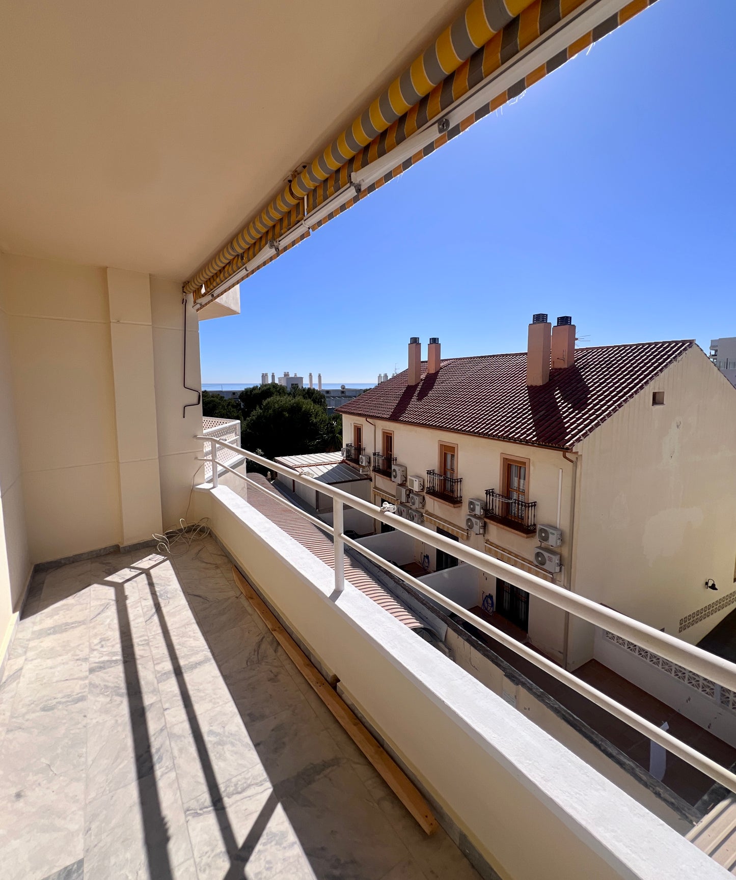 La Carihuela - Piso en venta en Avenida Carlota Alessandri