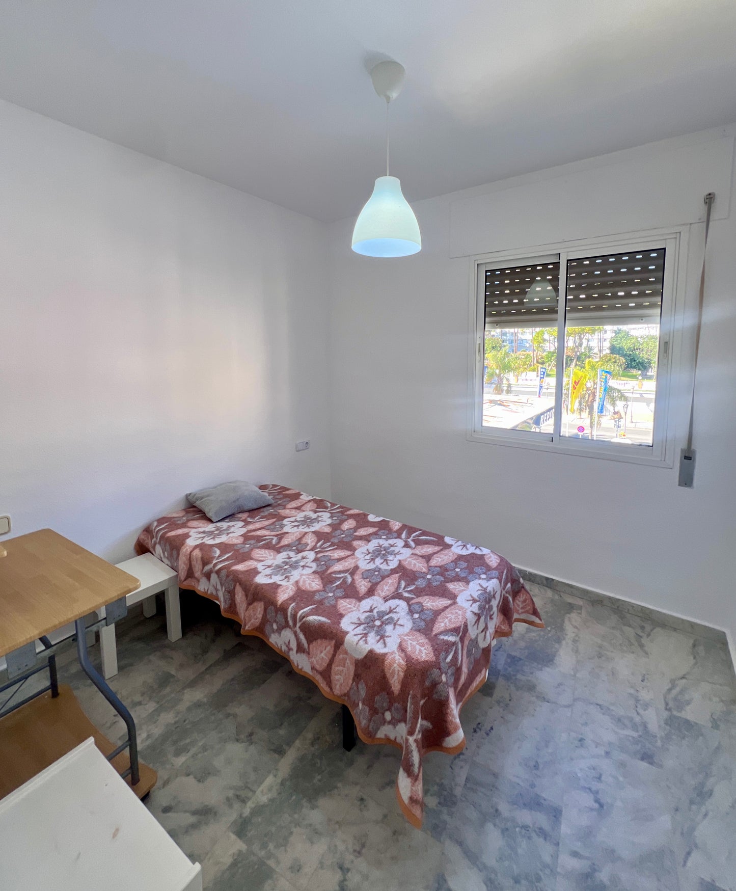La Carihuela - Piso en venta en Avenida Carlota Alessandri